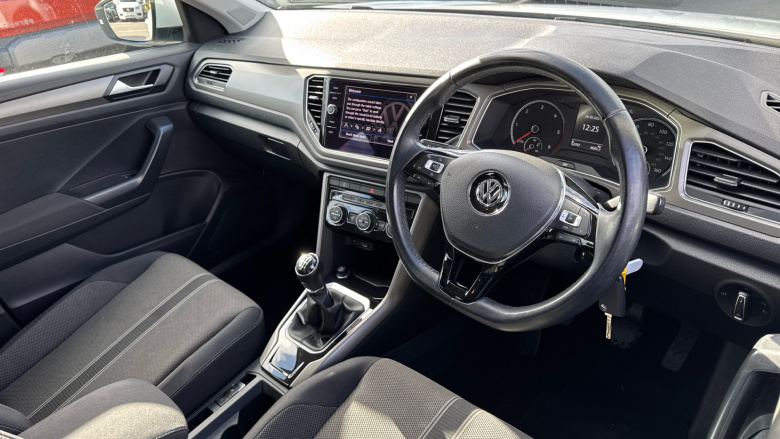 Volkswagen T-Roc 1.6 TDI SE 5dr Diesel Hatchback